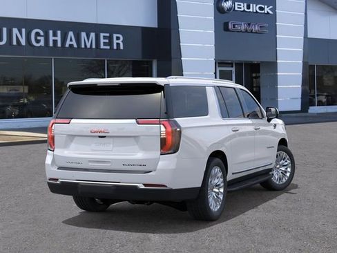 New 2026 GMC Yukon XL Elevation w/ Elevation Premium Package AWD/4WD image 4