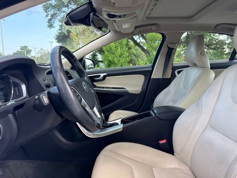 Used 2018 Volvo S60 T5 Inscription FWD image 10