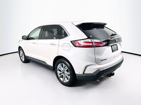 Used 2019 Ford Edge Titanium w/ Equipment Group 301A AWD/4WD image 5
