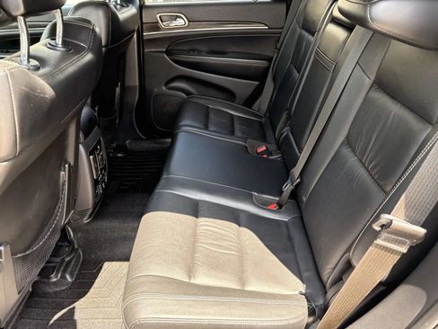 Used 2015 Jeep Grand Cherokee Limited w/ Trailer Tow Group IV AWD/4WD image 9