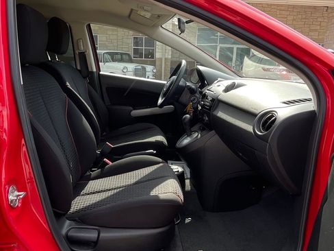Used 2012 MAZDA MAZDA2 Touring FWD image 27
