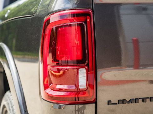 New 2026 RAM 2500 Limited AWD/4WD image 7