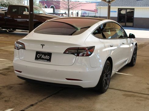 Used 2018 Tesla Model 3 Long Range image 10