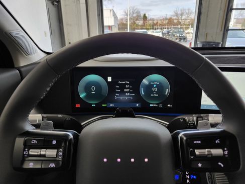 New 2026 Hyundai Ioniq 9 Limited image 12