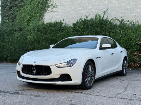 Used 2017 Maserati Ghibli image 1