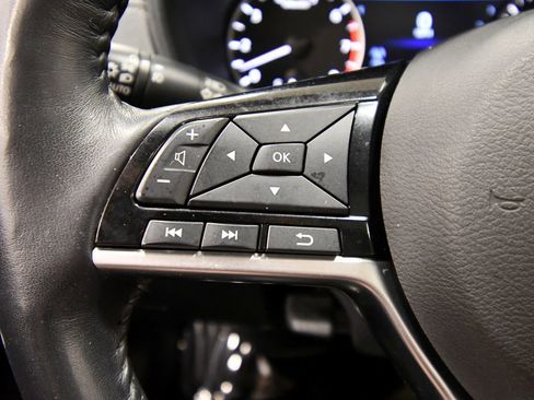 Used 2020 Nissan Altima 2.5 SV image 21