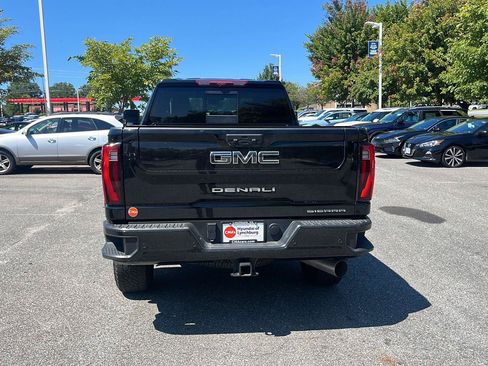 Used 2025 GMC Sierra 2500 Denali Ultimate AWD/4WD image 5