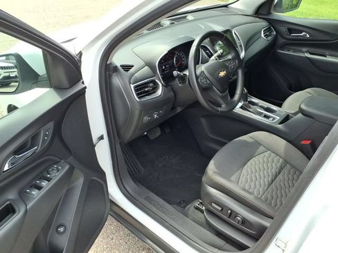 Used 2020 Chevrolet Equinox LT AWD/4WD image 10