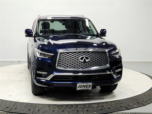 Used 2024 INFINITI QX80 Luxe image 2