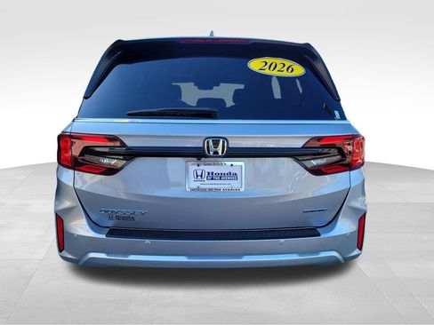 Used 2026 Honda Odyssey Touring image 8