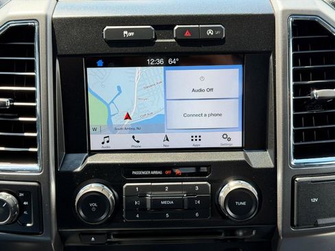 Used 2017 Ford F150 XLT w/ Equipment Group 302A Luxury AWD/4WD image 59