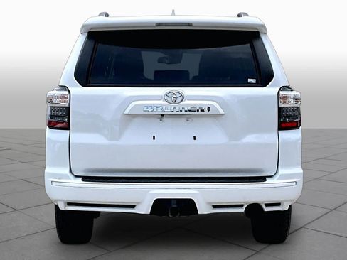 Used 2023 Toyota 4Runner TRD Sport RWD image 5