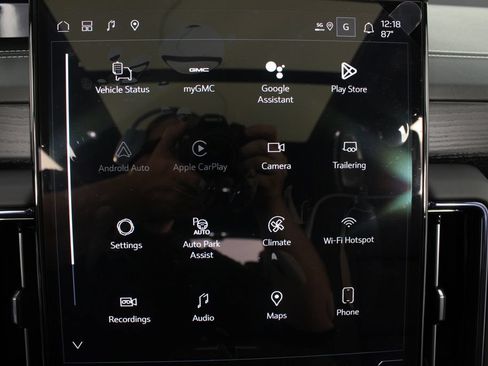 New 2026 GMC Yukon XL AT4 Ultimate AWD/4WD image 6