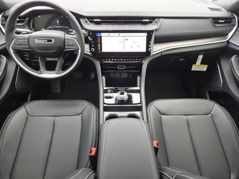 New 2026 Jeep Grand Cherokee L Limited w/ Limited Altitude Package AWD/4WD image 2