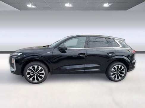 New 2026 Audi Q3 quattro 2.0T AWD/4WD image 2