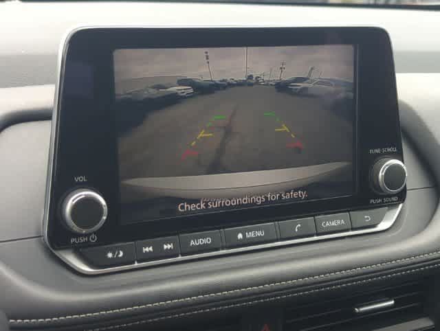 Used 2025 Nissan Rogue SV FWD image 28