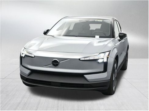 New 2026 Volvo EX30 Ultra AWD/4WD image 8