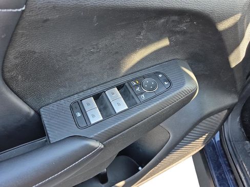 Used 2023 Mitsubishi Outlander SE Black Edition image 25