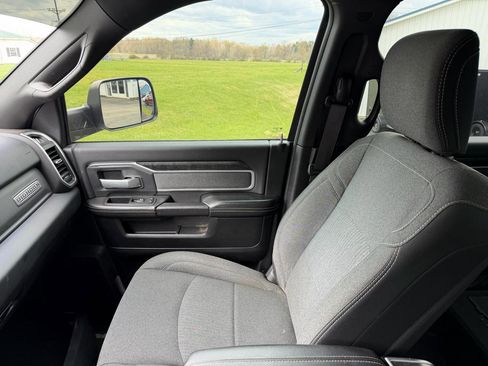 Used 2020 RAM 2500 Big Horn w/ Night Edition AWD/4WD image 41