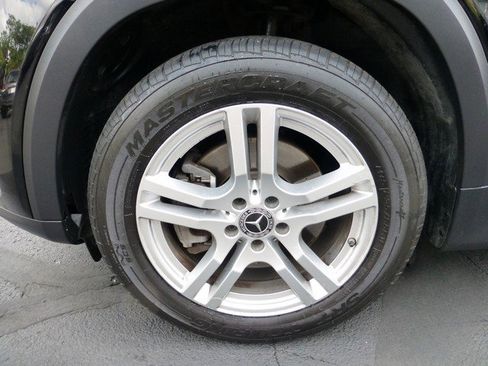 Used 2021 Mercedes-Benz GLB 250 4MATIC image 25