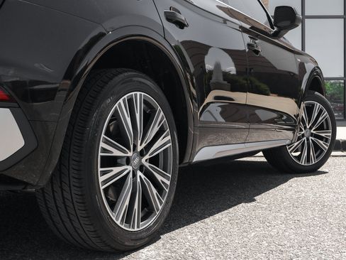 Used 2021 Audi Q5 2.0T Premium AWD/4WD image 11