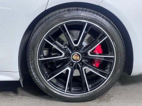 Certified 2022 Porsche Panamera GTS AWD/4WD image 12