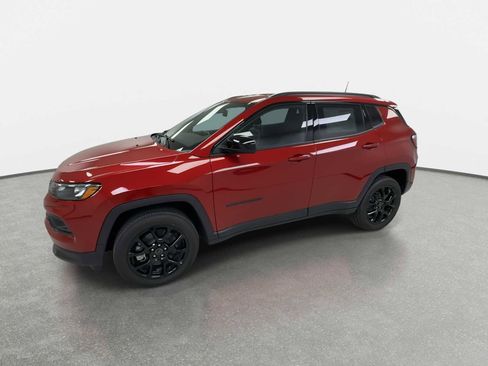 New 2026 Jeep Compass Latitude image 5