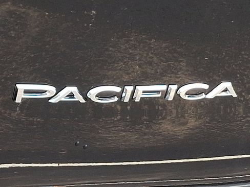 New 2026 Chrysler Pacifica Select image 15