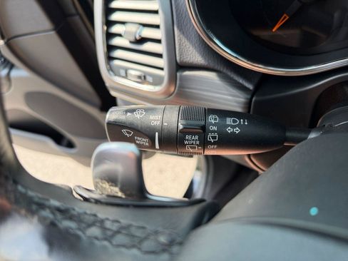 Used 2019 Jeep Grand Cherokee Limited X AWD/4WD image 29
