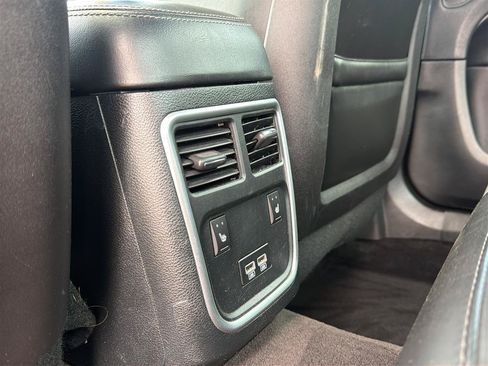 Used 2018 Dodge Charger GT AWD/4WD image 18