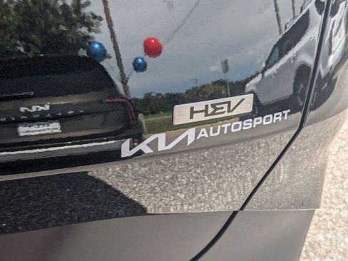 Used 2024 Kia Sportage LX image 13