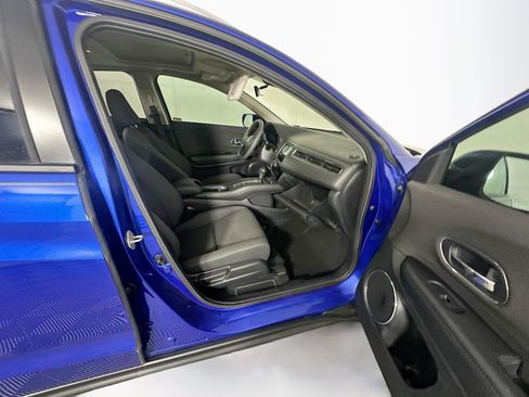 Used 2019 Honda HR-V EX image 29