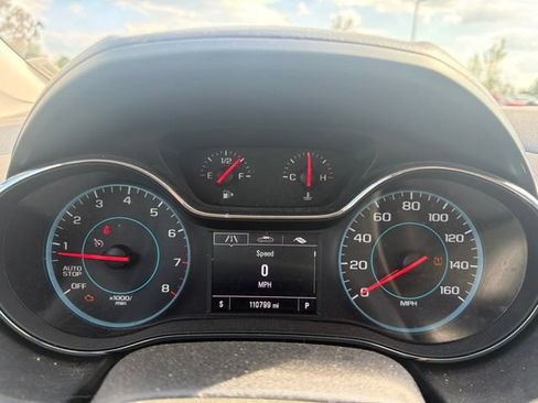 Used 2017 Chevrolet Cruze LT FWD image 39