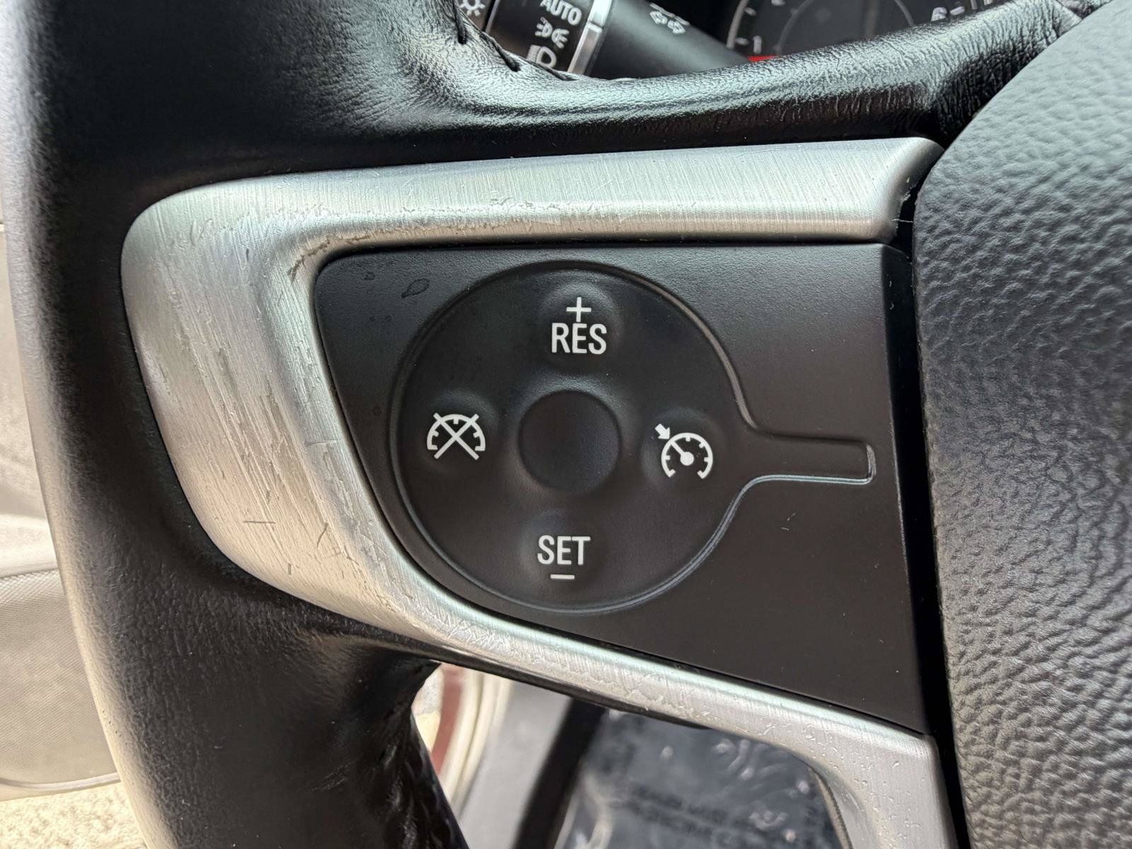 Used 2020 GMC Acadia SLE w/ Driver Convenience Package FWD image 14