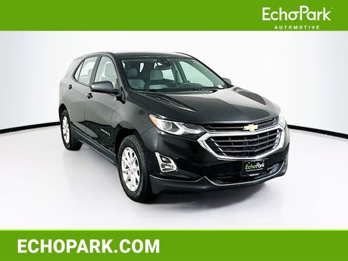 Used 2020 Chevrolet Equinox LS image 1