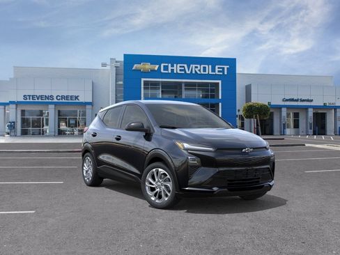 New 2027 Chevrolet Bolt LT w/ Comfort Package FWD image 26