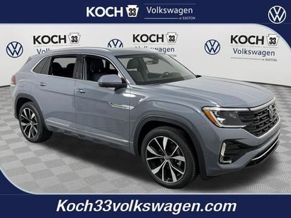New 2026 Volkswagen Atlas Cross Sport SEL Premium R-Line