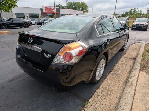 Used 2012 Nissan Altima 3.5 SR w/ Sport Pkg FWD image 7