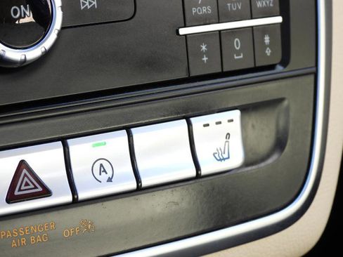 Used 2018 Mercedes-Benz GLA 250 image 65