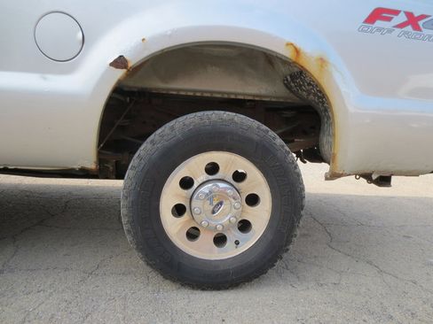 Used 2007 Ford F250 XLT image 34