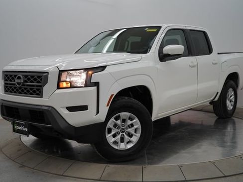 Used 2024 Nissan Frontier SV AWD/4WD image 1