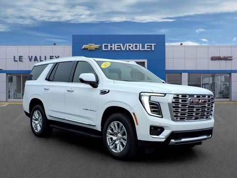 Certified 2025 GMC Yukon Denali AWD/4WD image 1