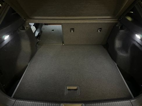 Used 2023 Volkswagen ID.4 Pro RWD image 15