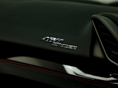 Used 2017 Ferrari 488 Spider image 31