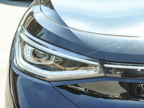Used 2023 Volkswagen ID.4 S RWD image 7