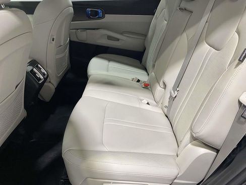 New 2026 Kia Sorento S AWD/4WD image 11
