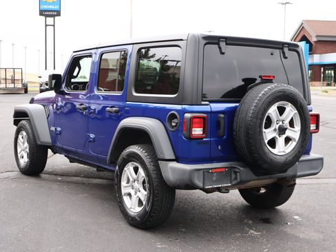 Used 2018 Jeep Wrangler Unlimited Sport S AWD/4WD image 6
