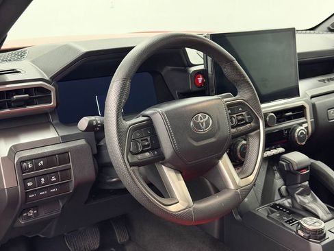 Used 2024 Toyota Tacoma TRD Off-Road w/ TRD Off Road Upgrade Package AWD/4WD image 4