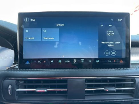 Used 2024 Lincoln Corsair AWD w/ Equipment Group 101A image 43