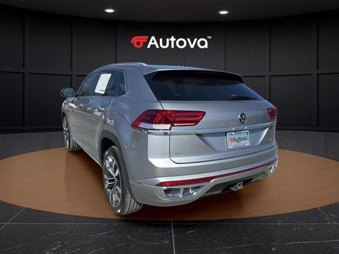 Used 2021 Volkswagen Atlas Cross Sport SEL R-Line image 3